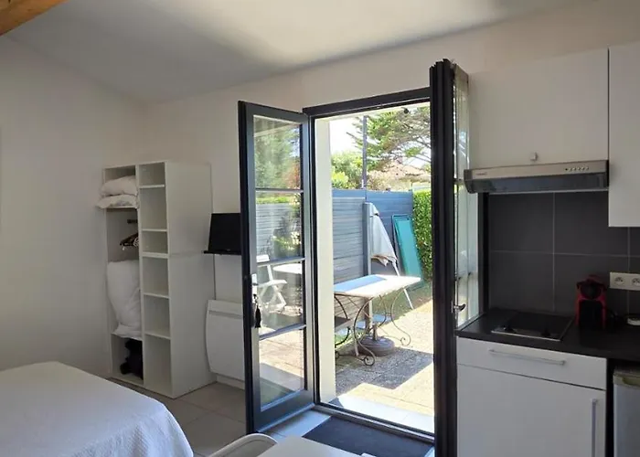 Michiko * סורטס הוסגור